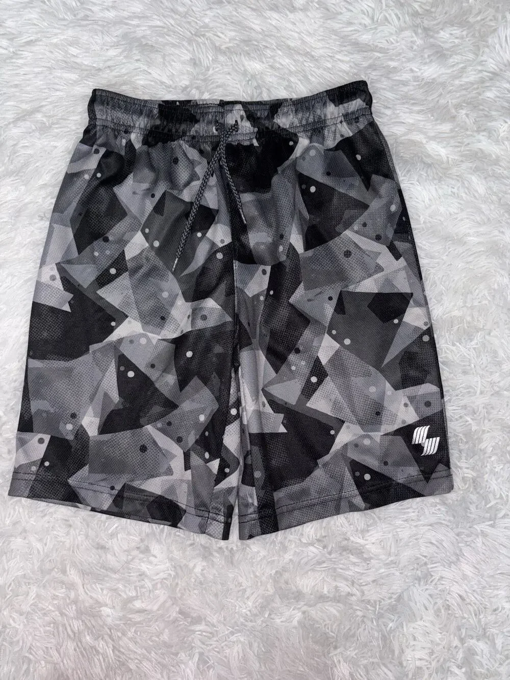 Children’s Place Sport Boys 7/8 Gray Design Sport Shorts. Great Shape. Comf